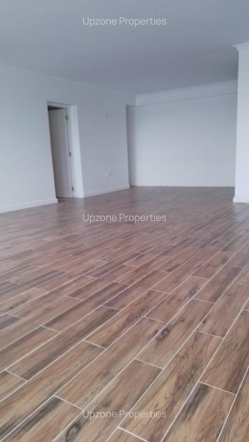 3 Bed Apartment with En Suite in Lavington - 3