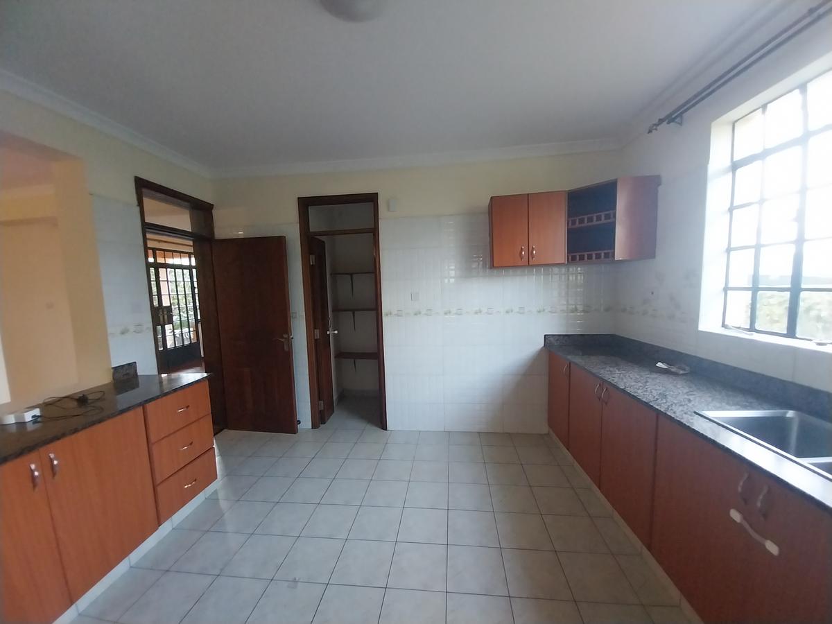 4 Bed Townhouse with En Suite in Kiambu Road - 6