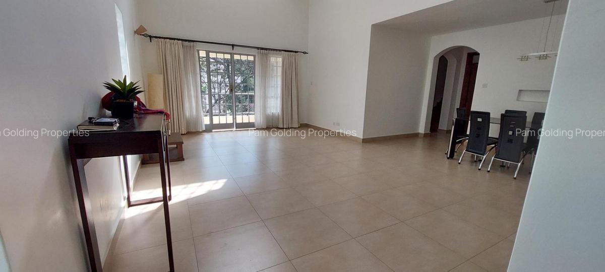 3 Bed Apartment with En Suite in Westlands Area - 2