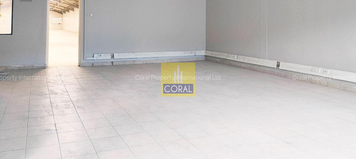 Warehouse with Parking in Industrial Area - 6