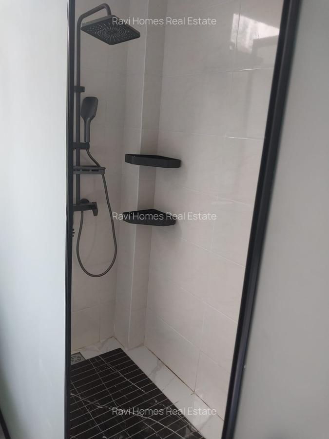 5 Bed Villa with En Suite in Lavington - 9