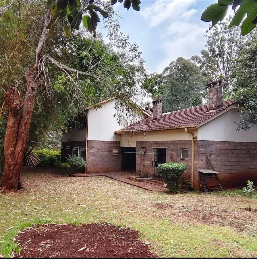 4 Bed House with En Suite at Rosslyn - 4