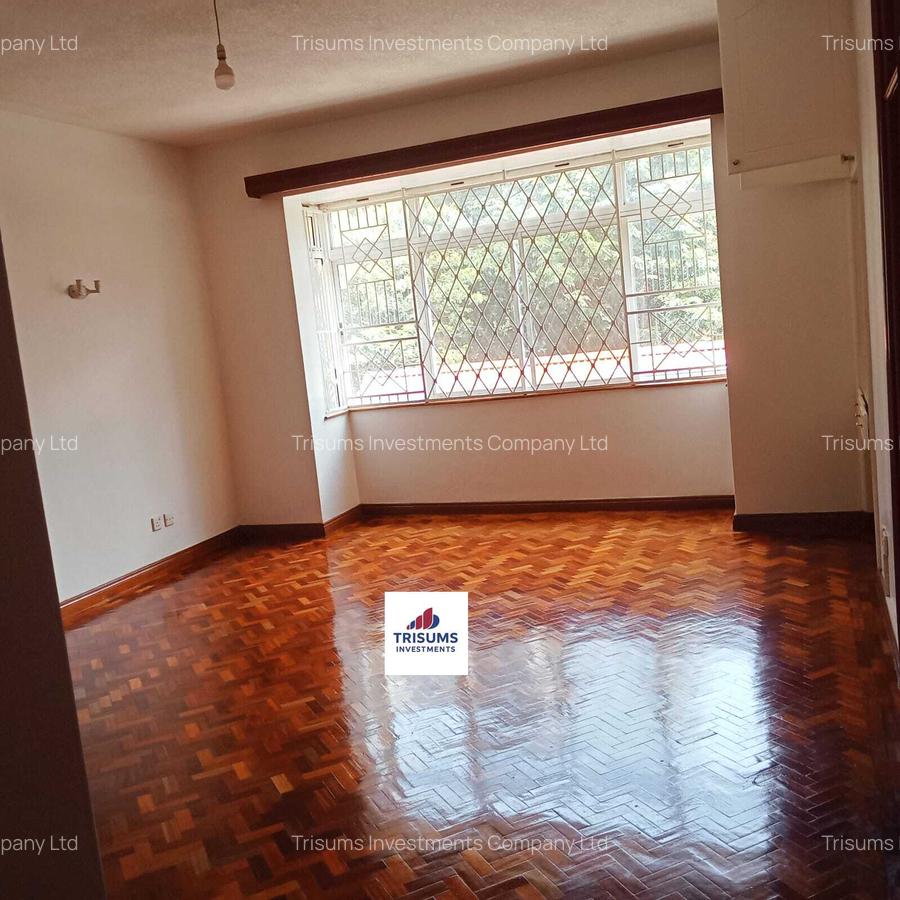 4 Bed Apartment with En Suite at Rhapta Road - 8