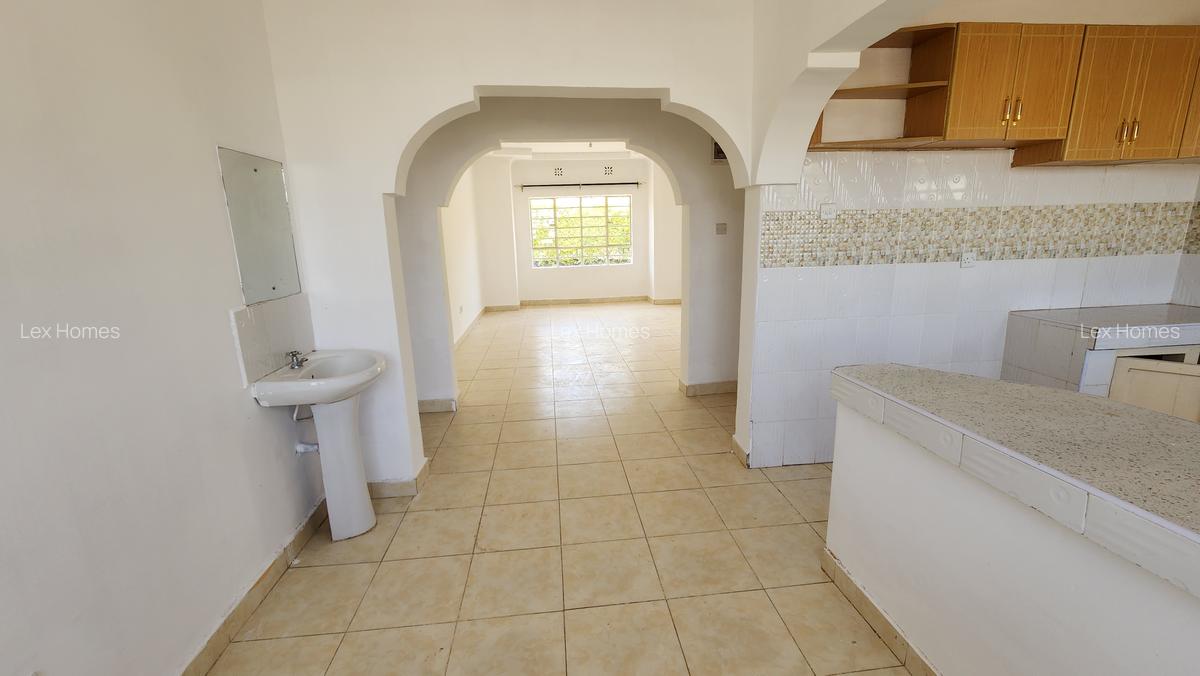 3 Bed House with En Suite at Rimpa Road - 14