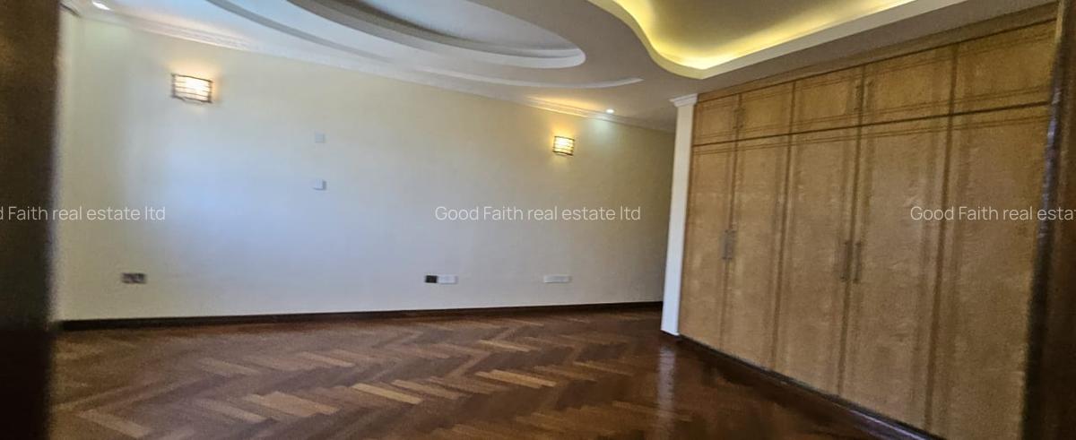 6 Bed House with En Suite in Runda - 17