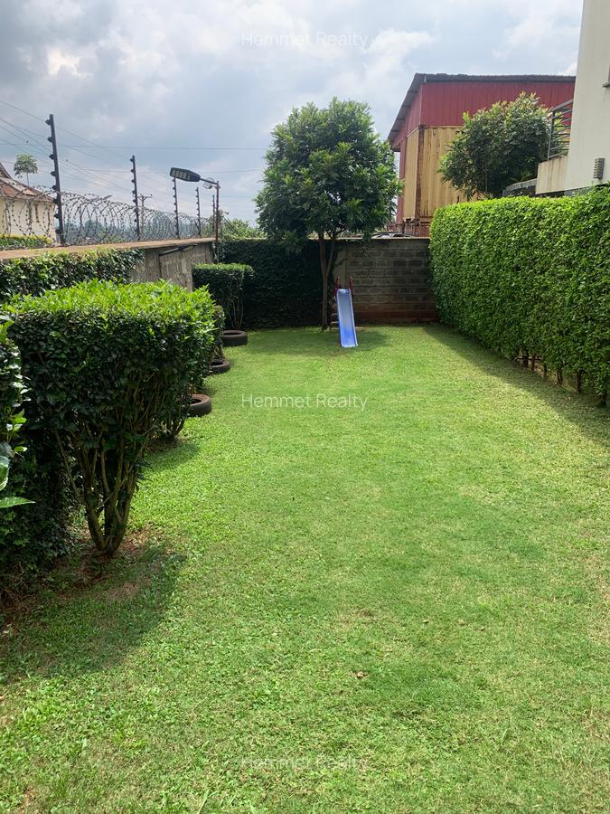 4 Bed Townhouse with En Suite in Loresho - 10