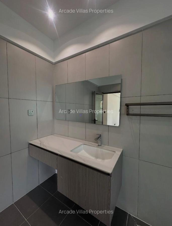 4 Bed Apartment with En Suite in Kileleshwa - 17