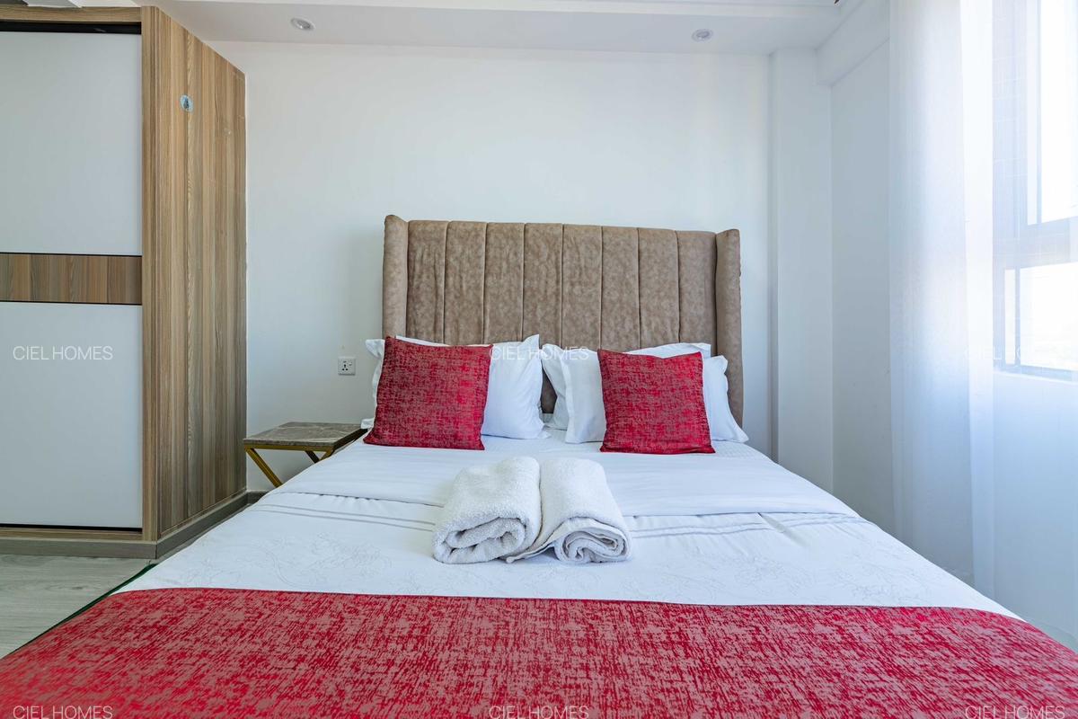 Furnished 3 Bed Apartment with Gym at Wood Avenue - 8