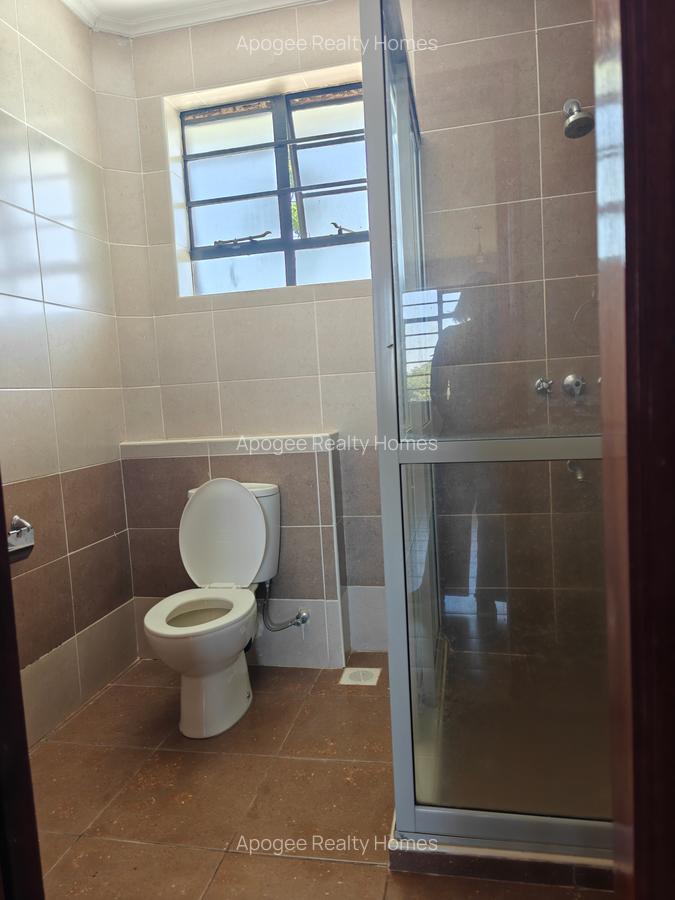 4 Bed House with En Suite at Eden Ville Estate - 17