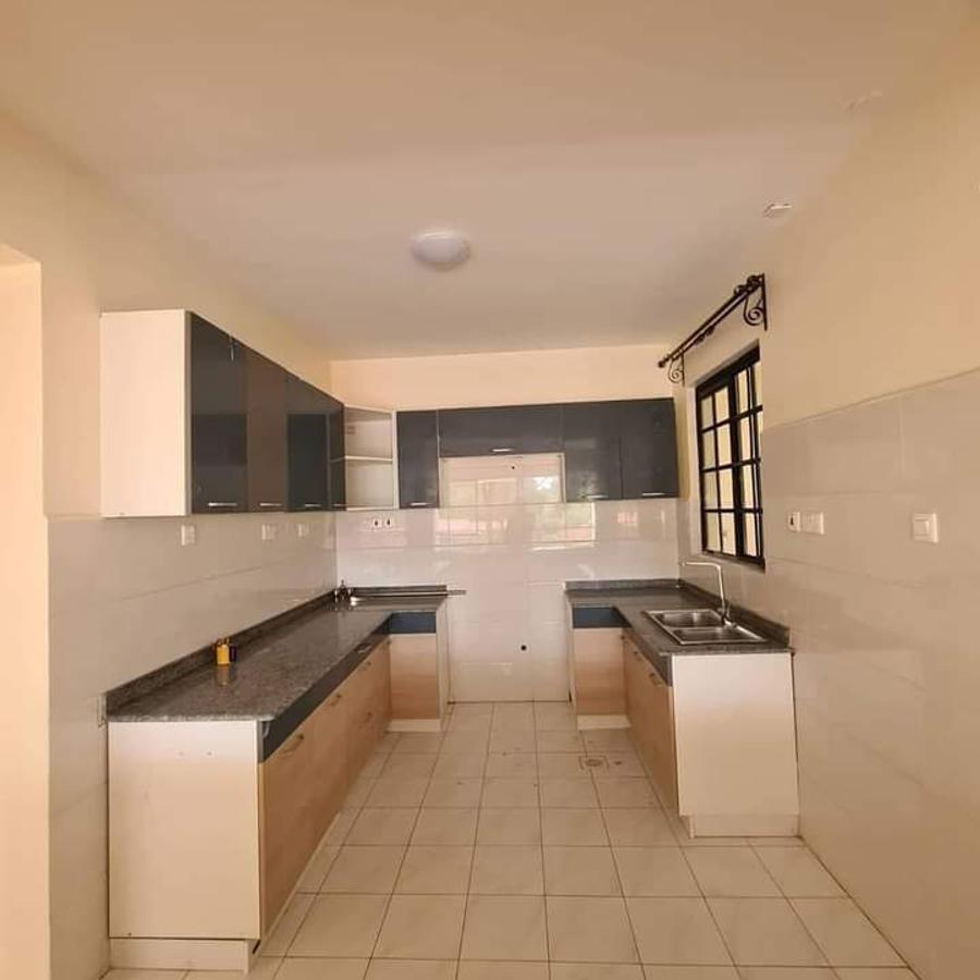 2 Bed Apartment with En Suite in Kileleshwa - 14