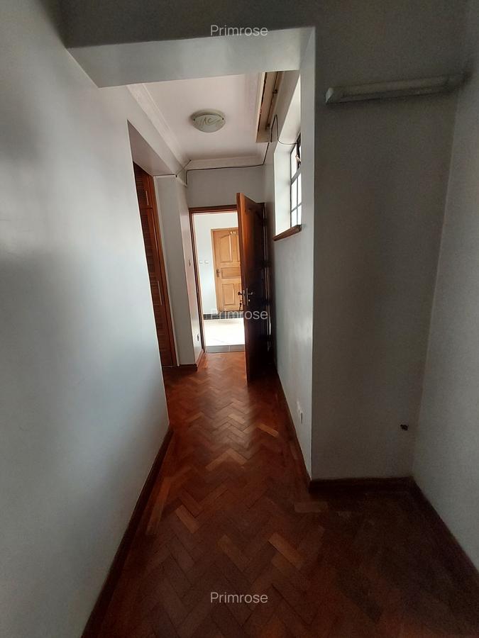 Studio Apartment with Swimming Pool in Kilimani - 6