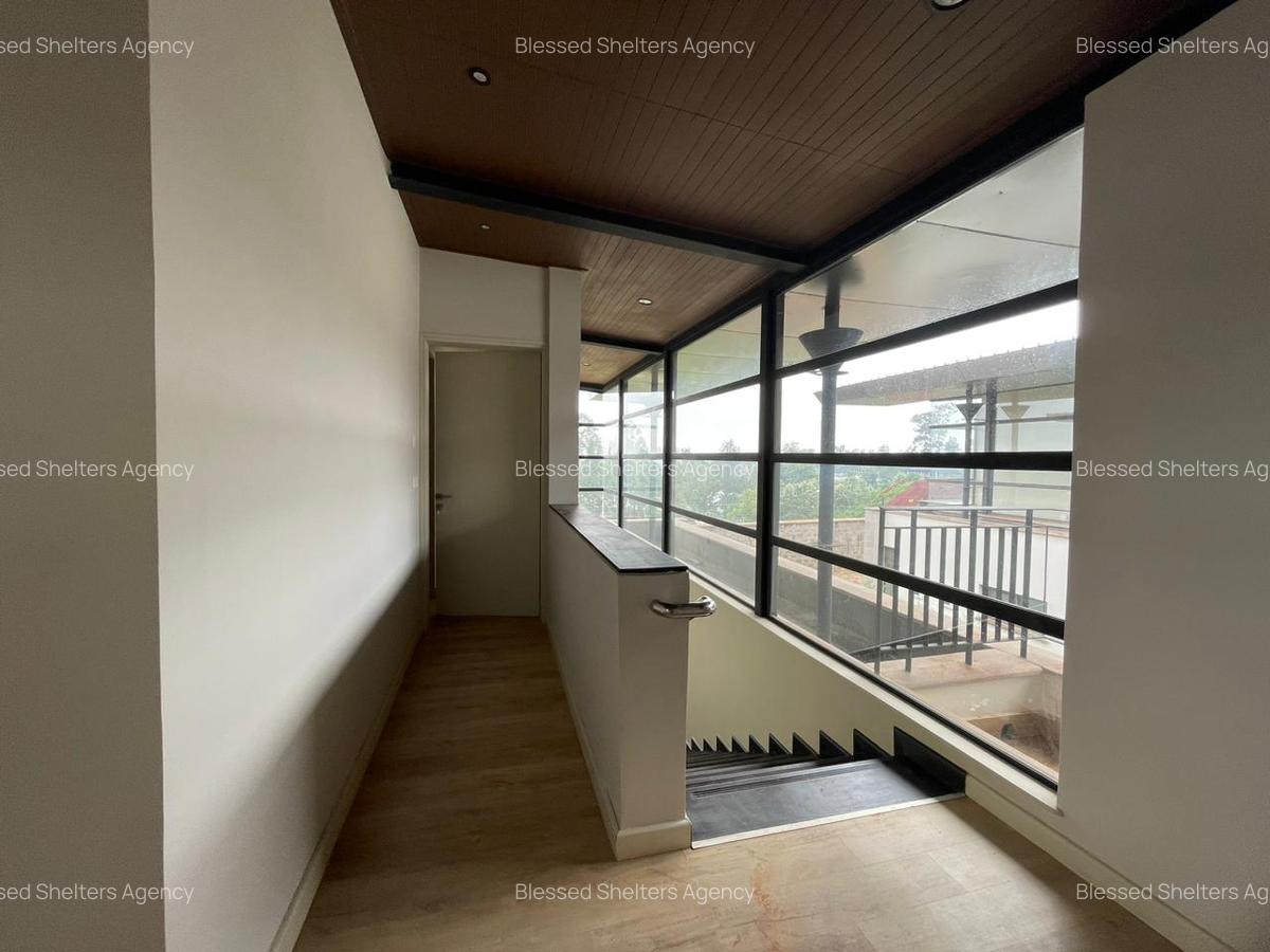 3 Bed Villa with En Suite in Kiambu Road - 20