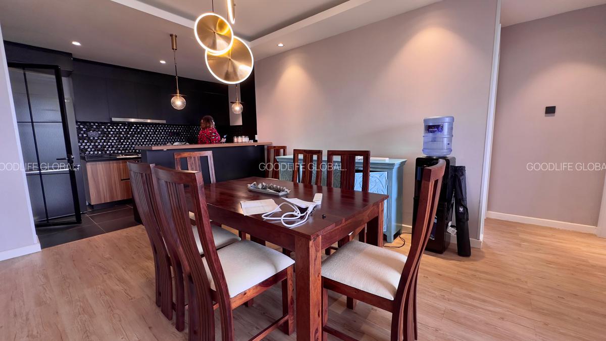 3 Bed Apartment with En Suite at Brookside - 5