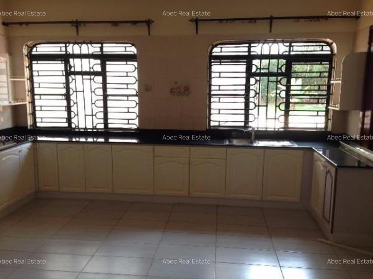 5 Bed House with En Suite at Nyari 5 Bedroom Ambassadorial House - 8