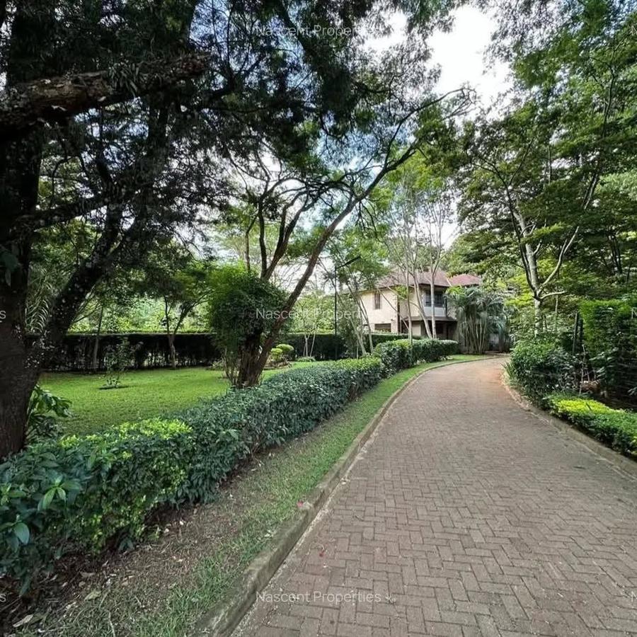 4 Bed House with En Suite in Karen - 3