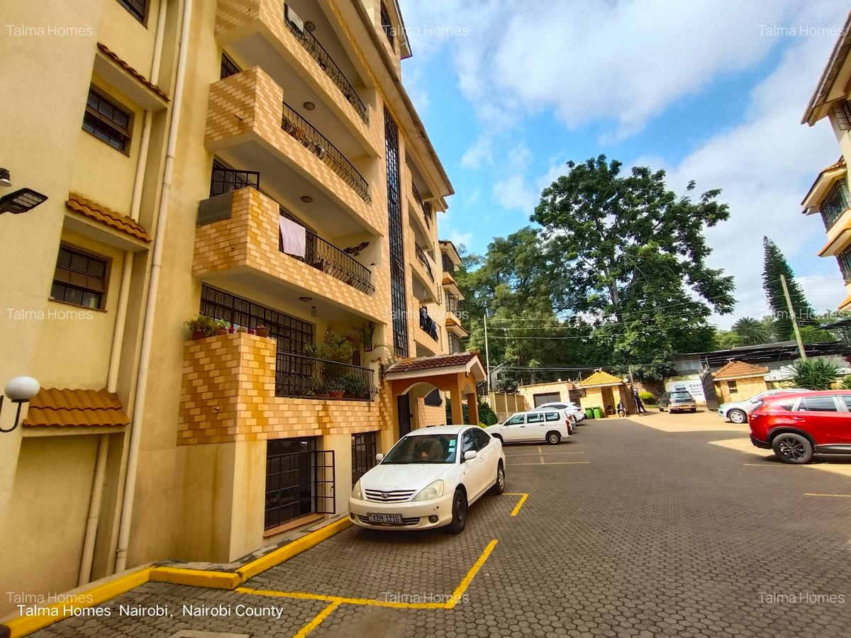 2 Bed Apartment with En Suite at Brookside - 17