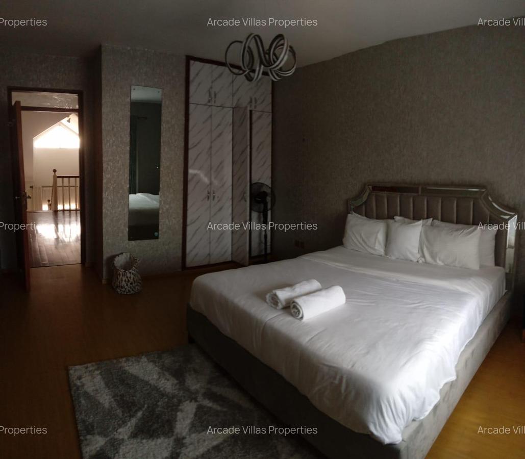 Serviced 5 Bed Apartment with En Suite in Lavington - 17