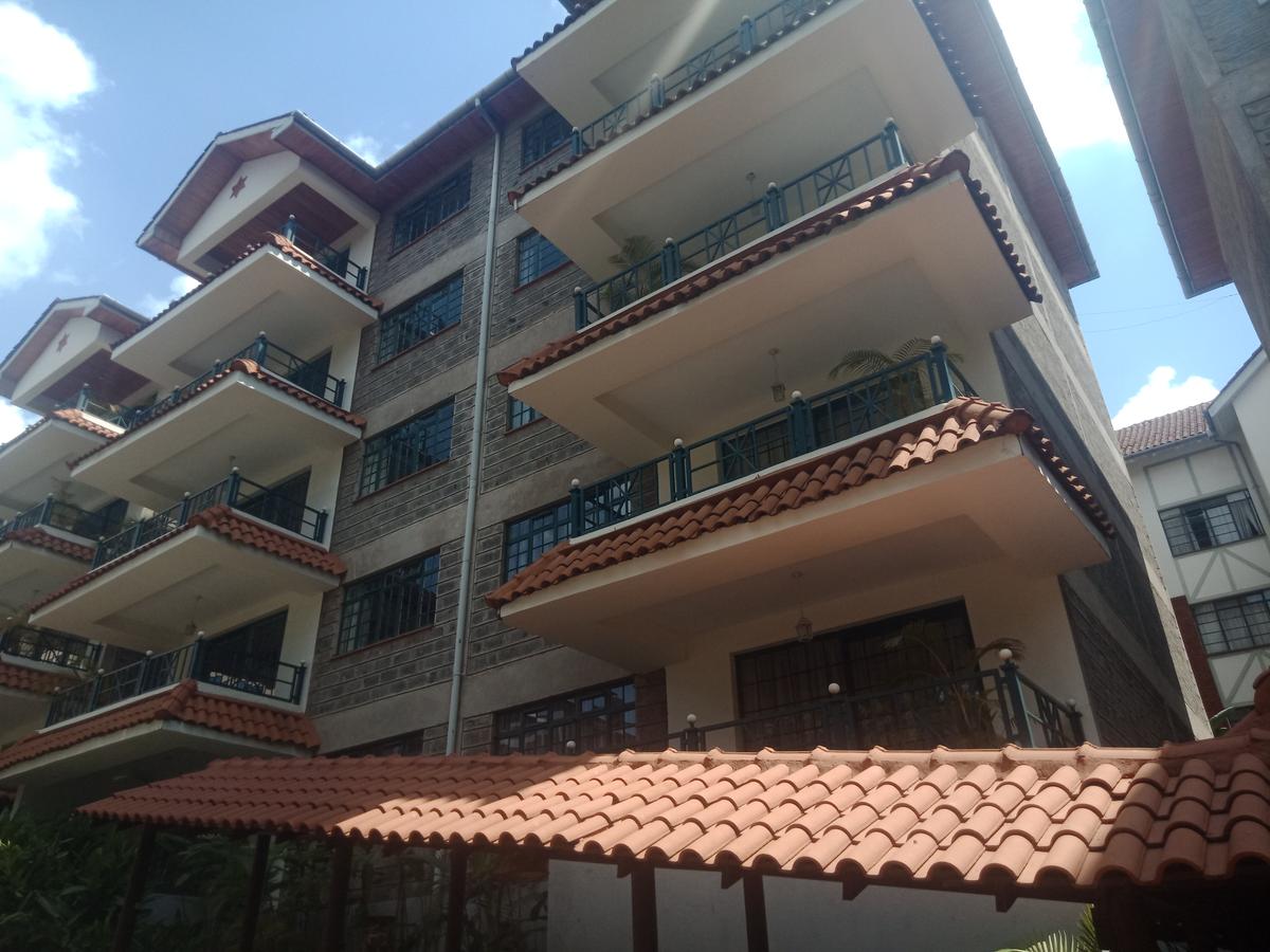 Serviced 3 Bed Apartment with En Suite in Riverside - 2