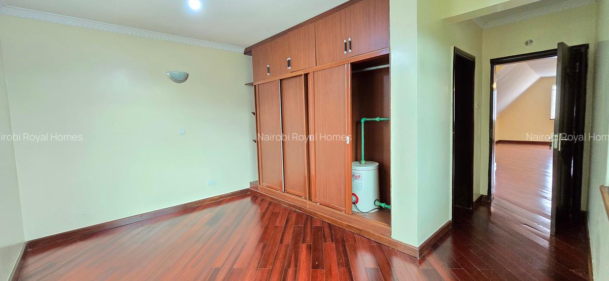 5 Bed Townhouse with En Suite at Owashika Road - 9