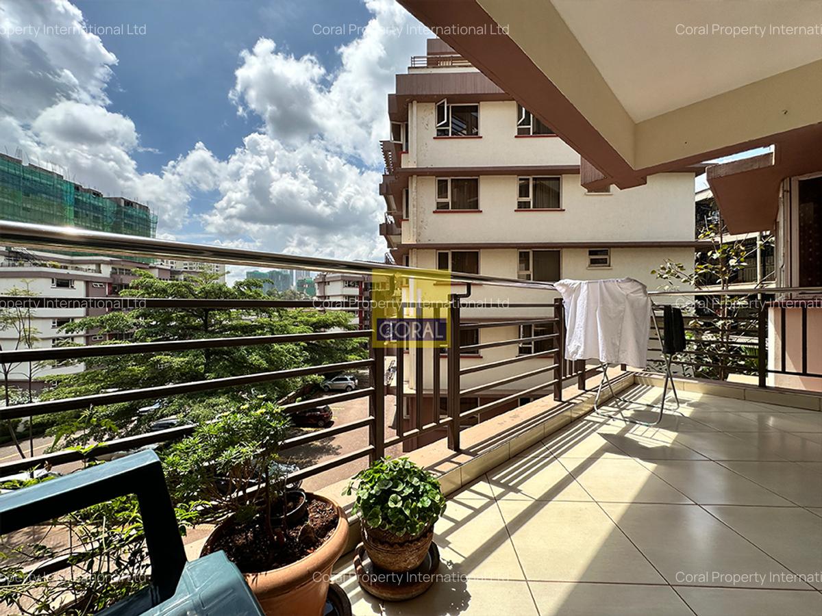 3 Bed Apartment in Parklands - 16
