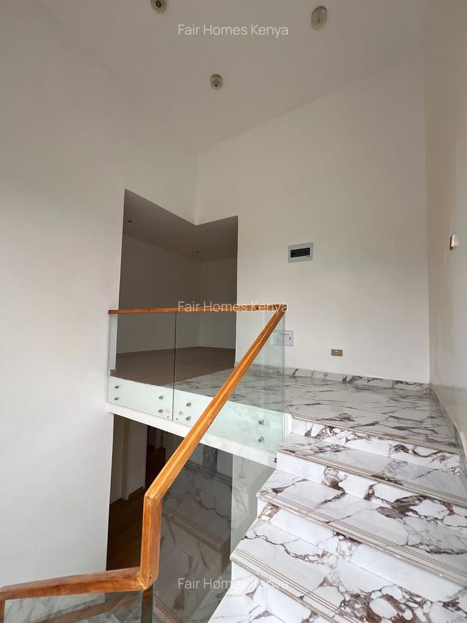 5 Bed Townhouse with En Suite at Lavington Green - 10