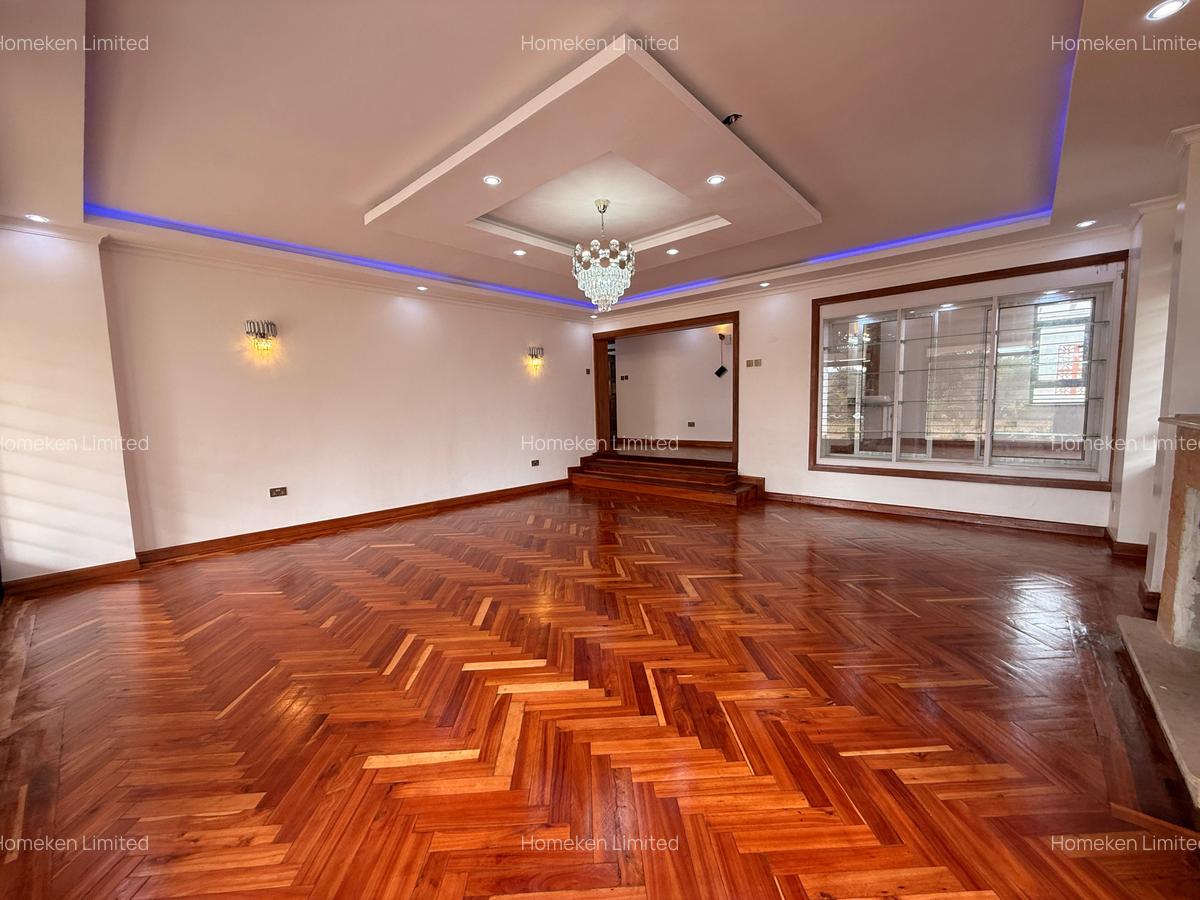 5 Bed House with Garden at Old Runda - 14