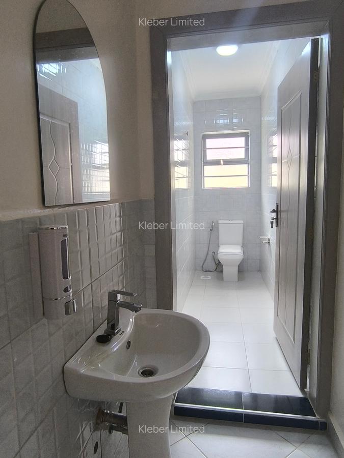 3 Bed House with En Suite in Ruiru - 12