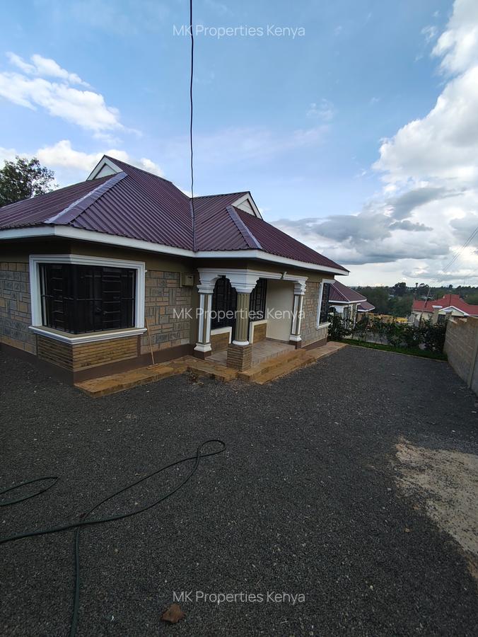 3 Bed House with En Suite at Oloosurutia - 15