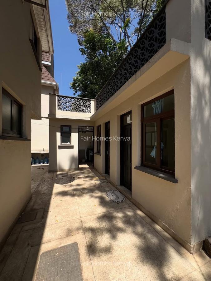 5 Bed Townhouse with En Suite at Maji Mazuri - 6
