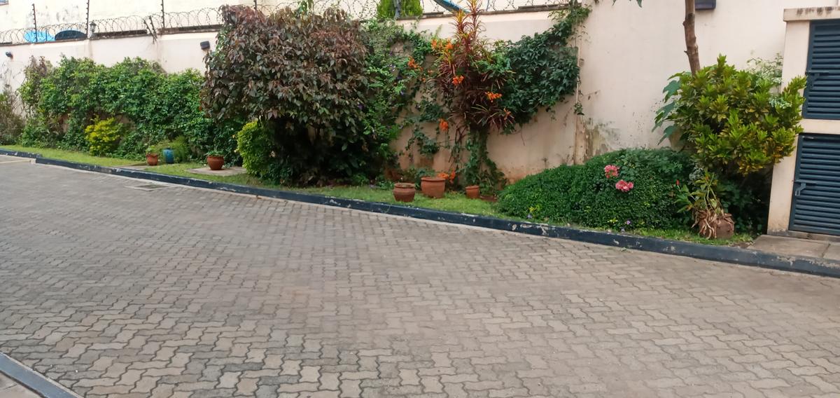 3 Bed Apartment with En Suite in Kileleshwa - 20