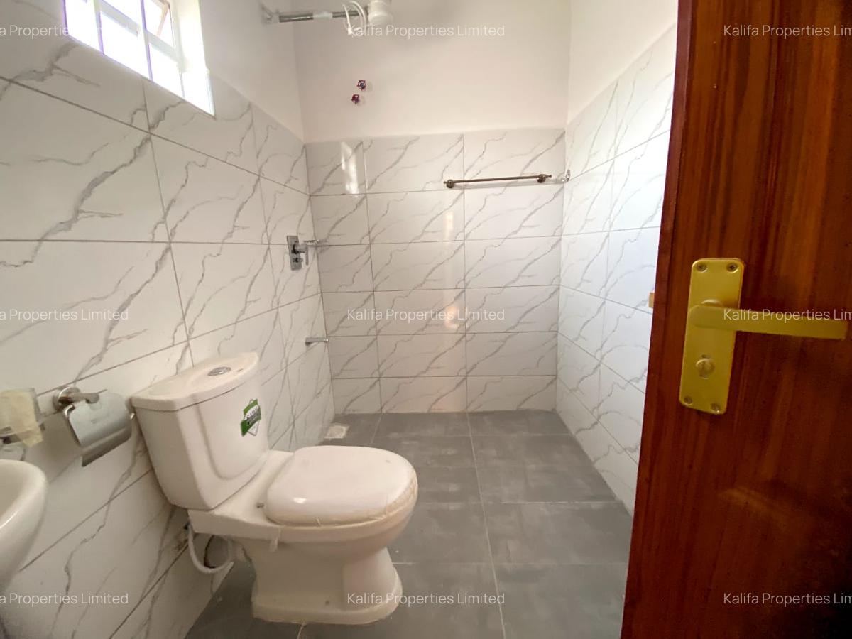 3 Bed House with En Suite in Kitengela - 12