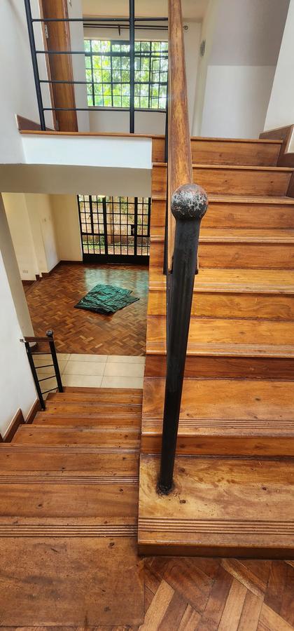 4 Bed Townhouse with En Suite in Lavington - 7