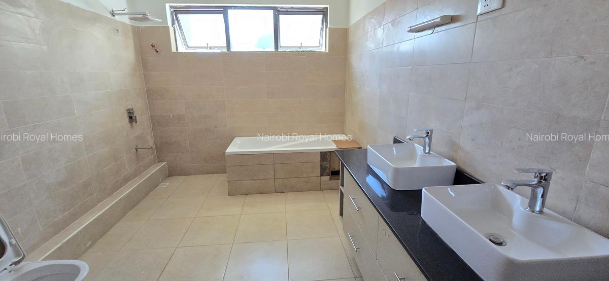 5 Bed Townhouse with En Suite at Lavington Green - 9