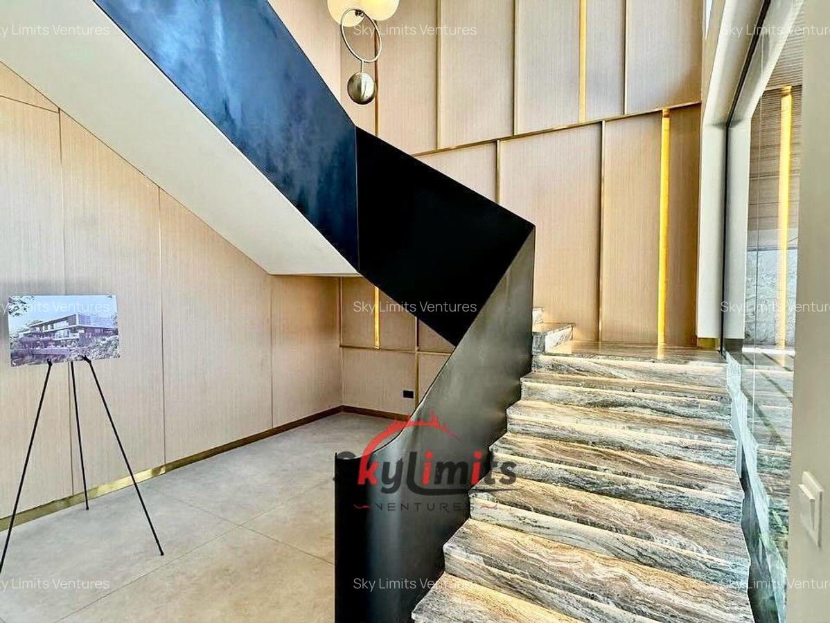 5 Bed Villa with En Suite in Kitisuru - 15