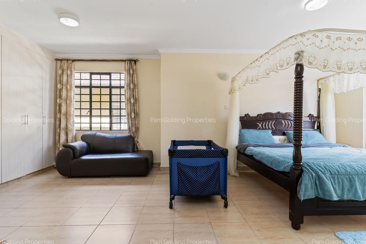 3 Bed House with En Suite at Mombasa Road - 6