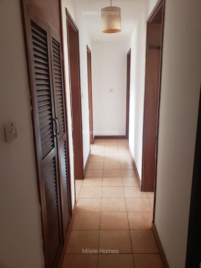 Serviced 3 Bed Apartment with En Suite in Spring Valley - 13