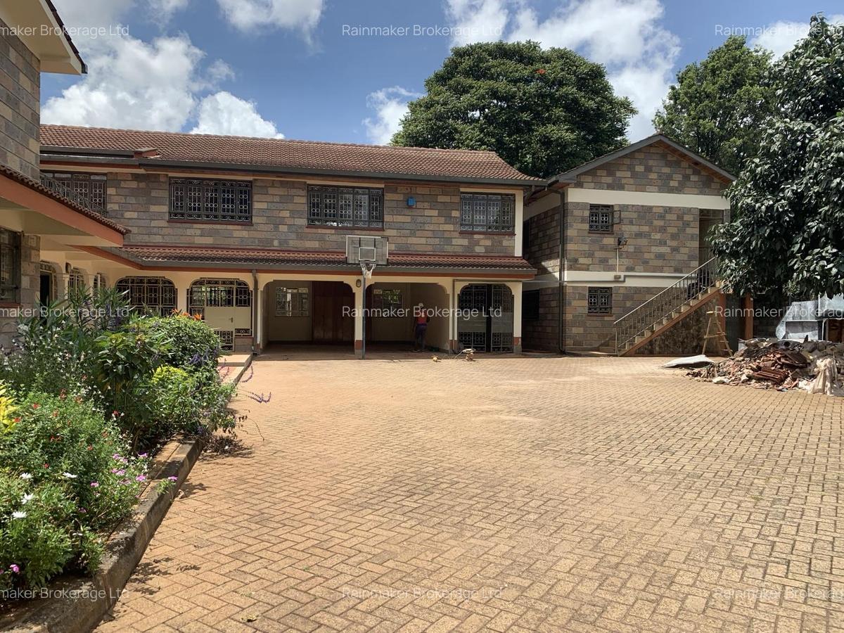 5 Bed House with En Suite in Nyari - 7