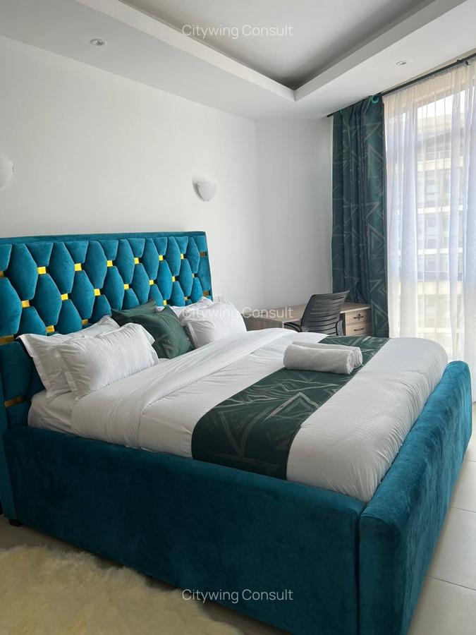 Serviced 2 Bed Apartment with En Suite at Westlands Road - 7