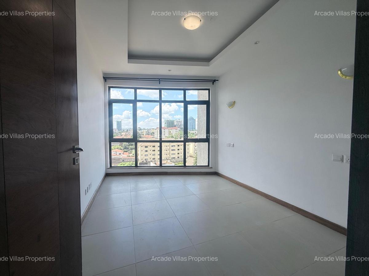 2 Bed Apartment with En Suite in Westlands Area - 16