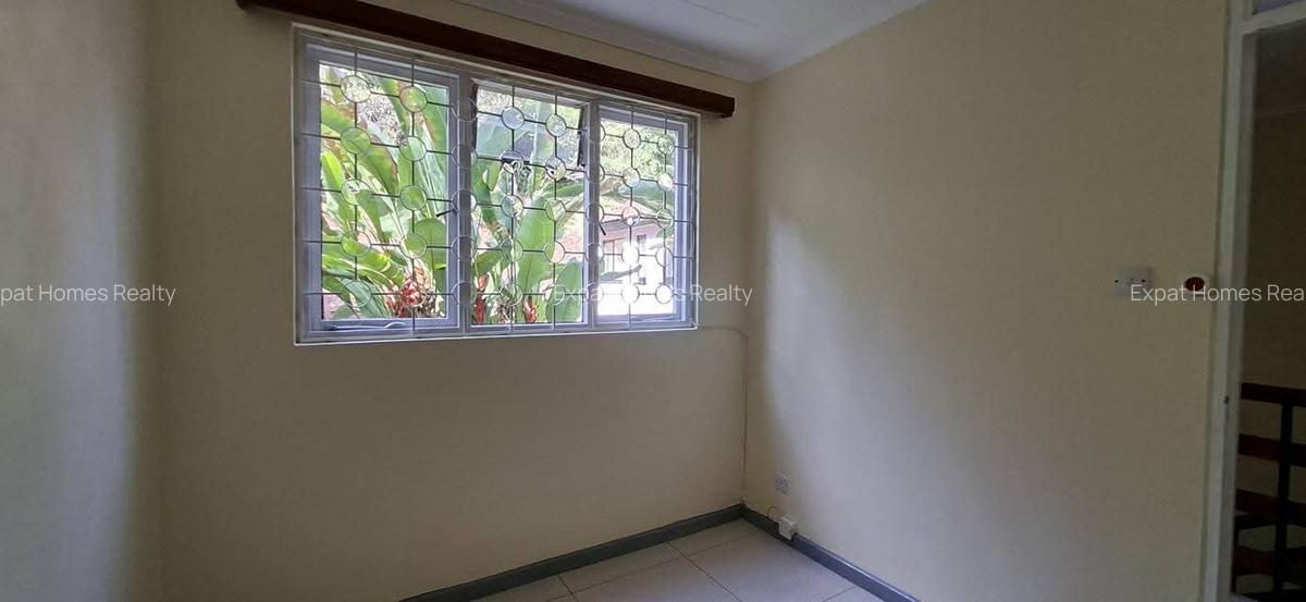 4 Bed House in Kyuna - 11
