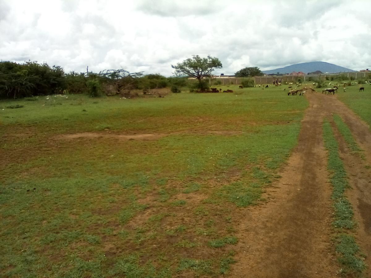 Land at Thika-Garissa Rd - 11