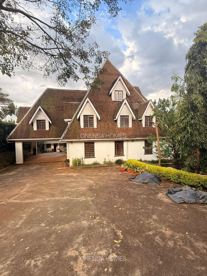 7 Bed House with En Suite in Runda - 9