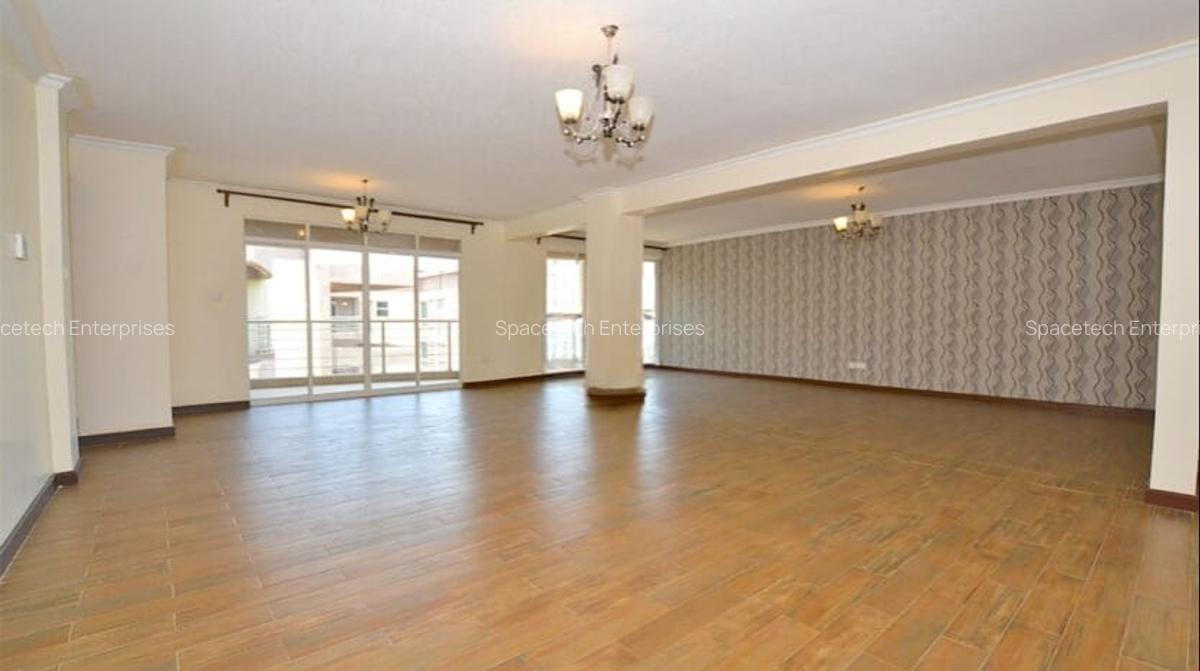 4 Bed Townhouse with En Suite in Westlands Area - 6