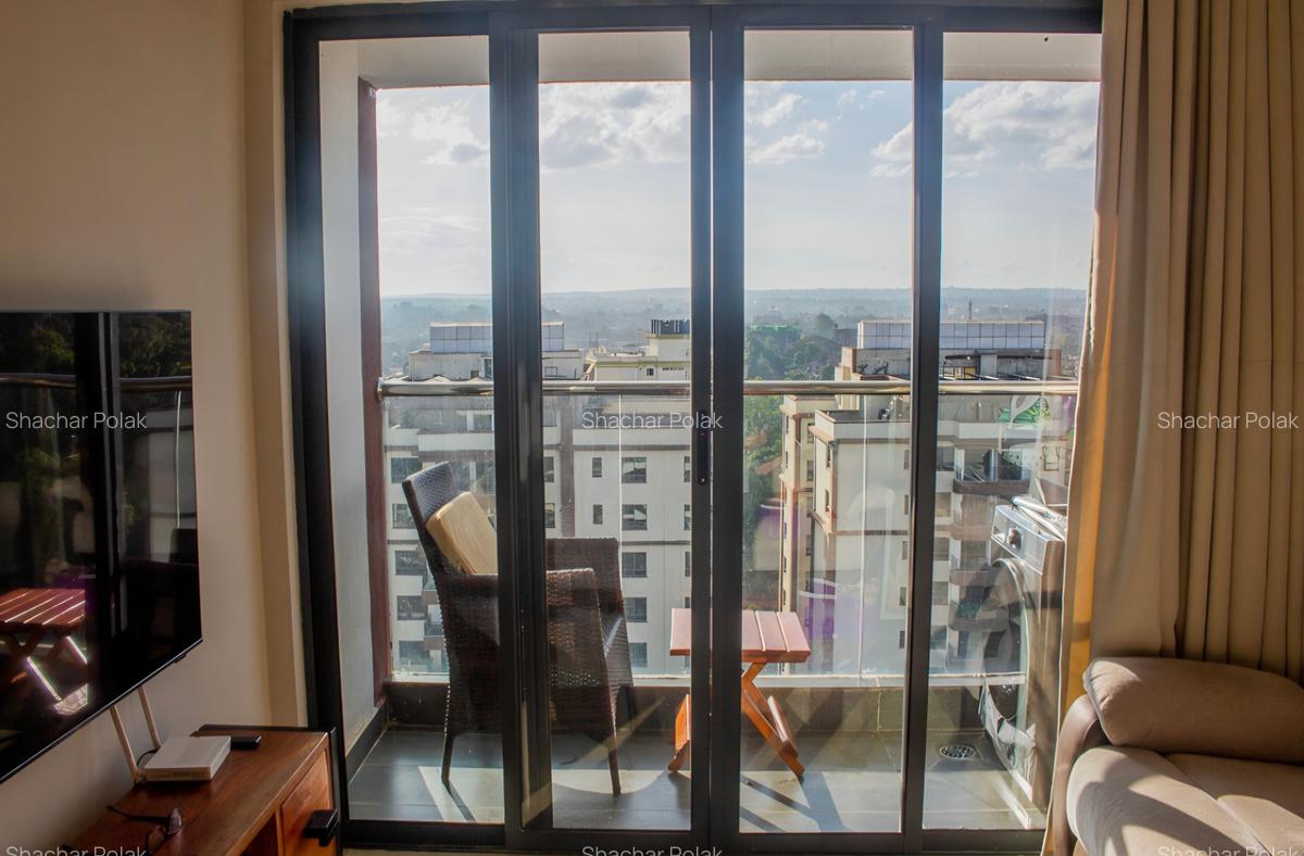 2 Bed Apartment with Swimming Pool at Hatheru Road - 4