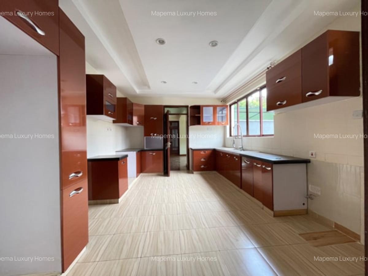 5 Bed House with En Suite at Bogani Road - 13