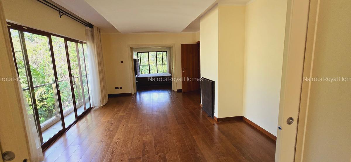4 Bed Townhouse with En Suite at Lavington Green - 9