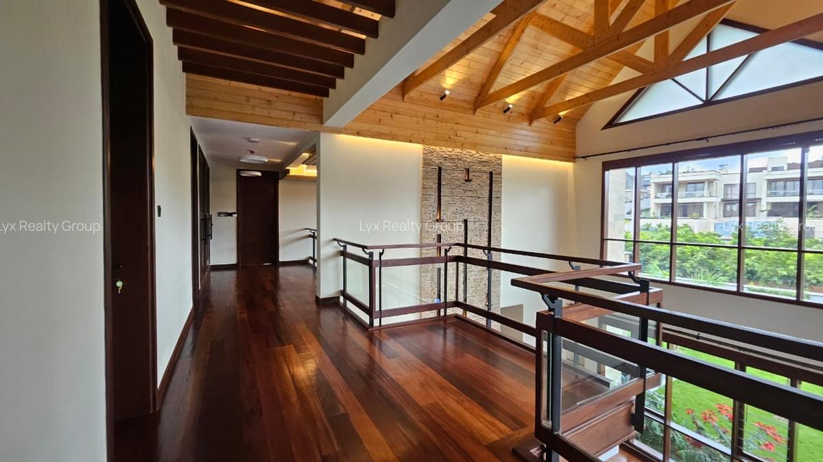 4 Bed Villa with En Suite in Runda - 11