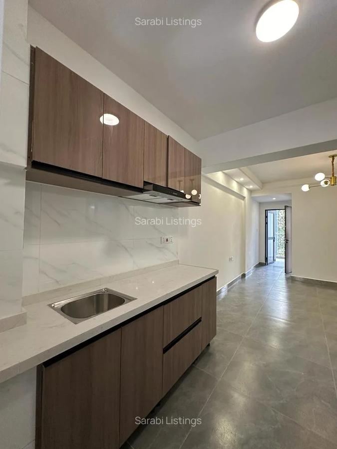 1 Bed Apartment with En Suite in Riverside - 2