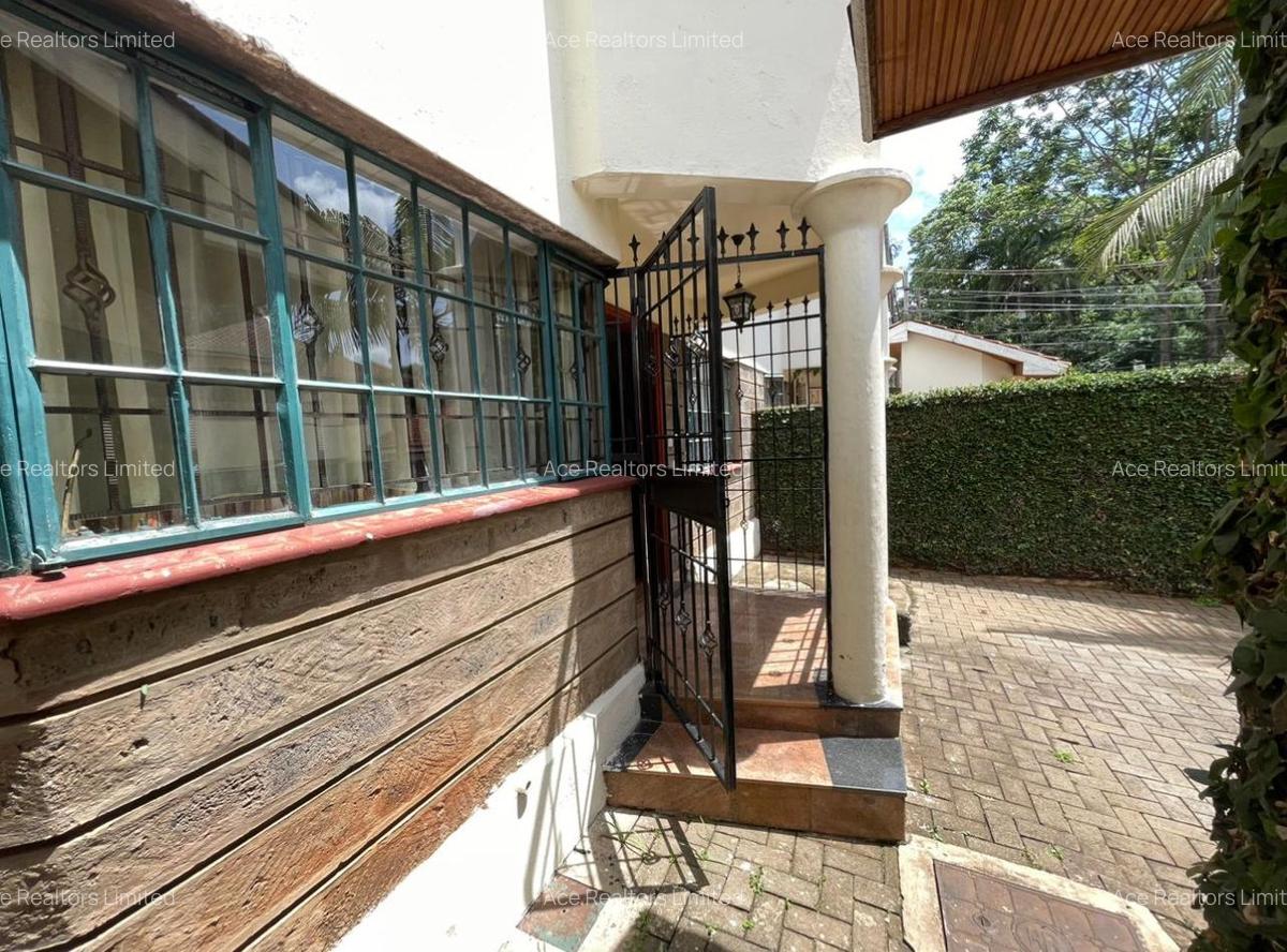 4 Bed Villa with En Suite at Near Kasuku Centre Nairobi - 11