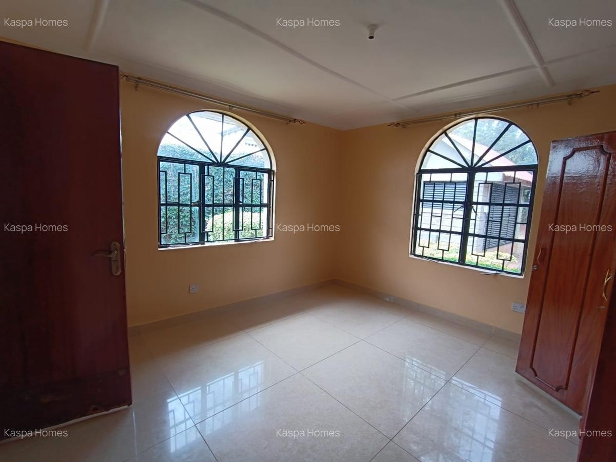 2 Bed Apartment with En Suite in Karen - 18